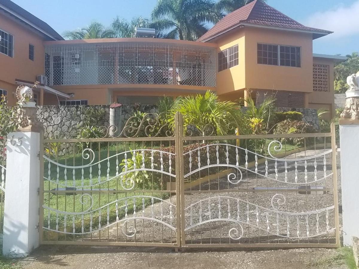 Chaudhry Holiday House Montego Bay Zewnętrze zdjęcie