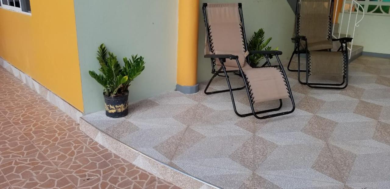 Chaudhry Holiday House Montego Bay Zewnętrze zdjęcie