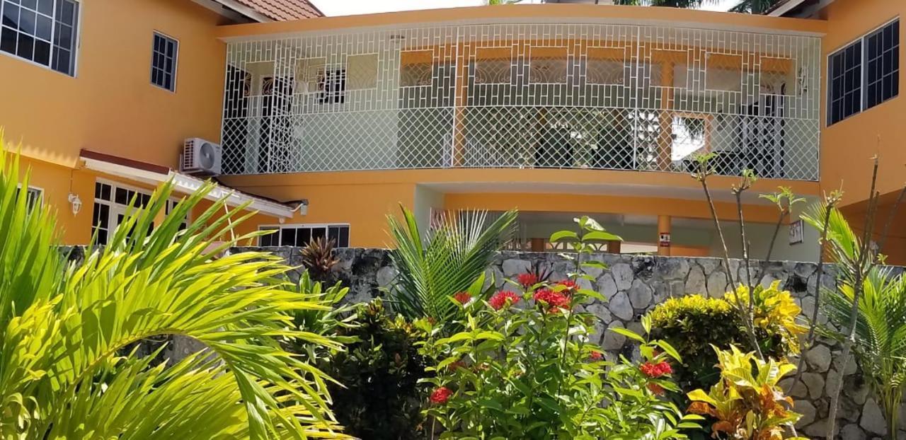 Chaudhry Holiday House Montego Bay Zewnętrze zdjęcie