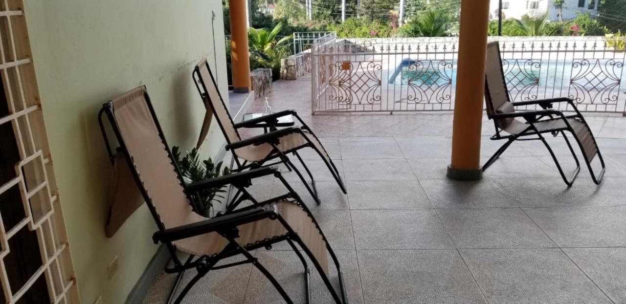 Chaudhry Holiday House Montego Bay Zewnętrze zdjęcie