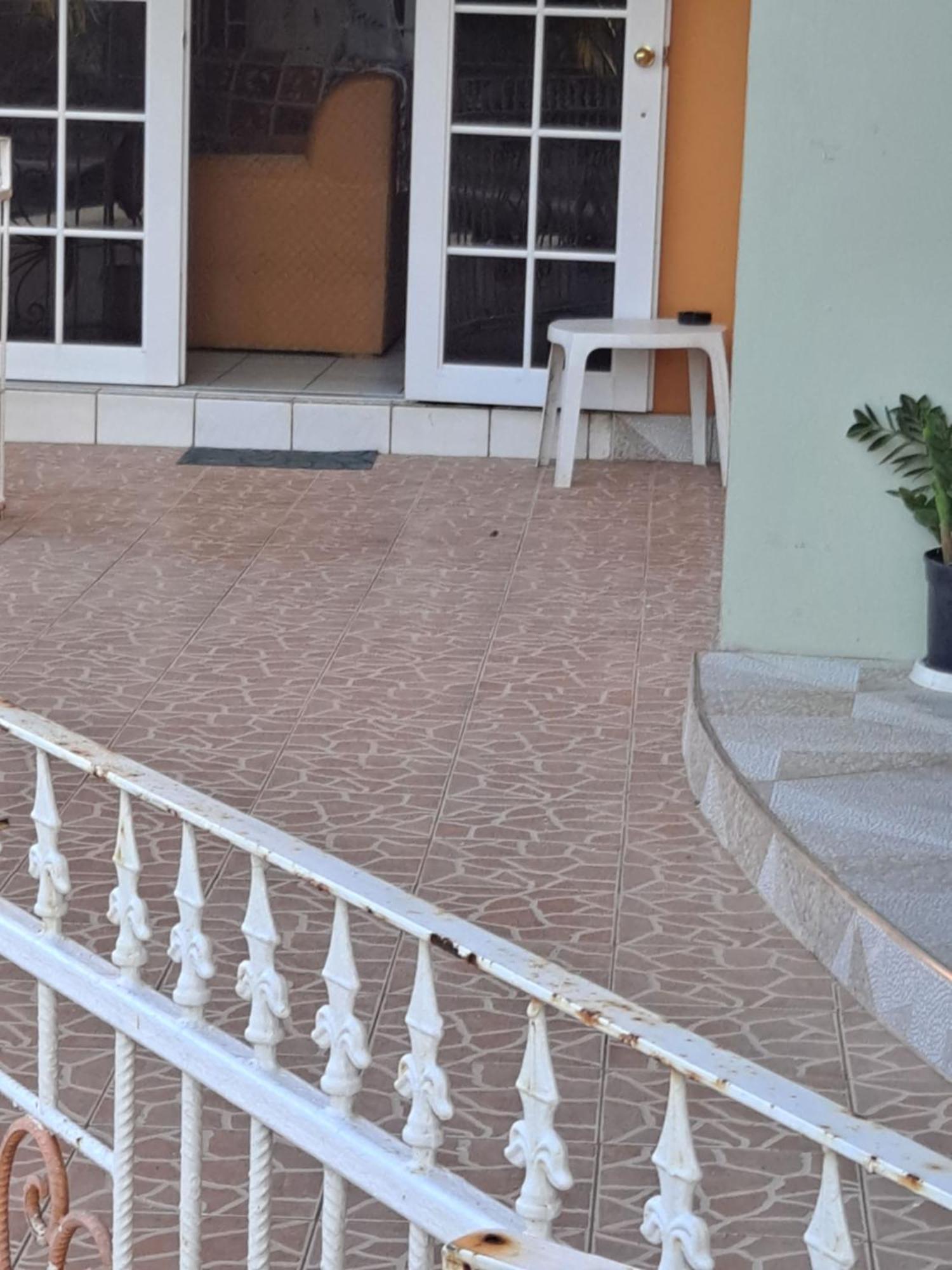 Chaudhry Holiday House Montego Bay Zewnętrze zdjęcie