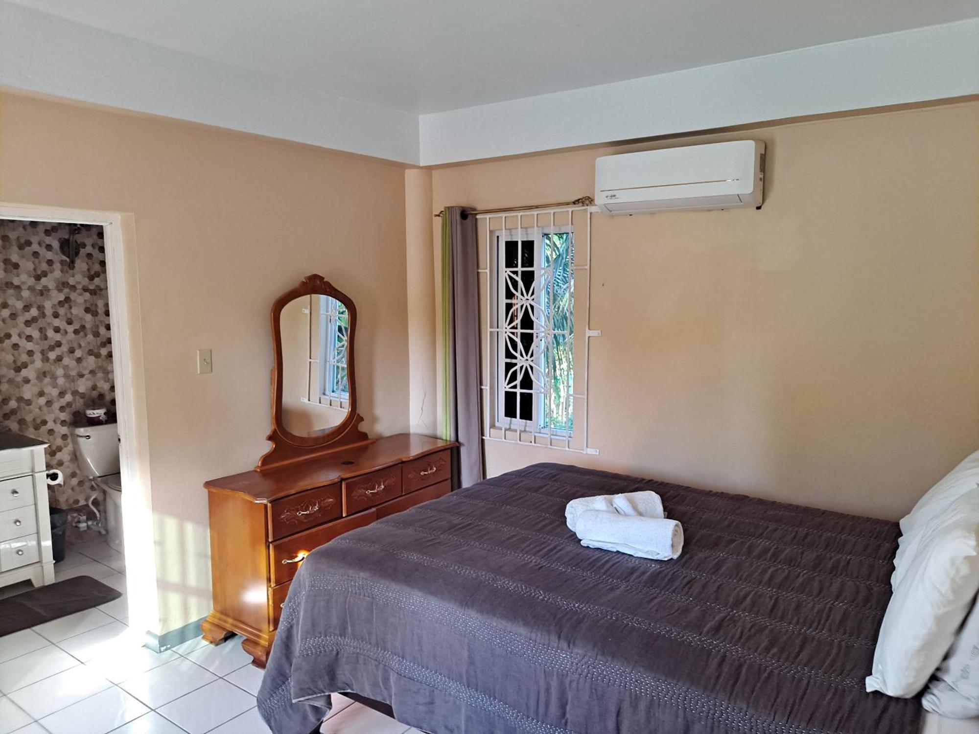 Chaudhry Holiday House Montego Bay Zewnętrze zdjęcie